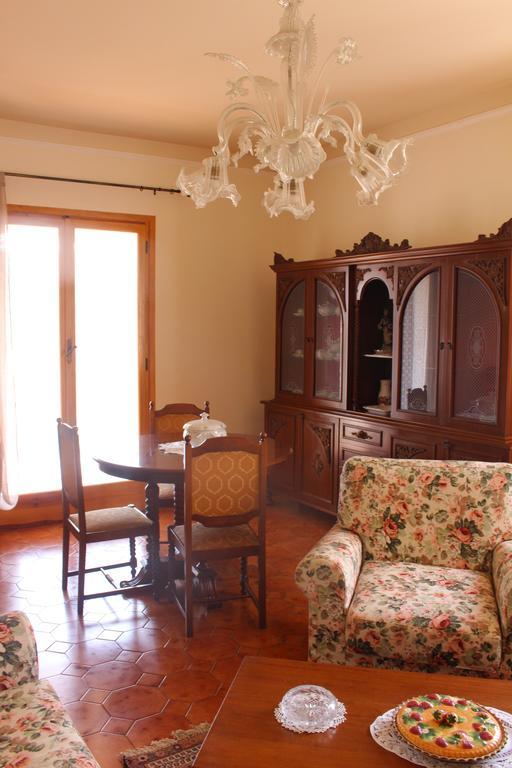 House In Caramagna Lägenhet Imperia Rum bild