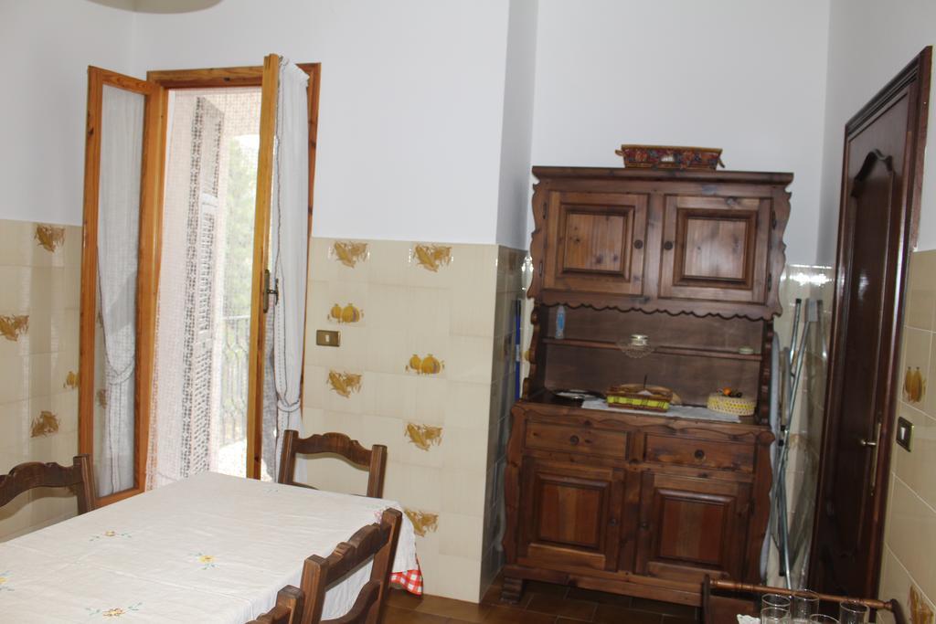 House In Caramagna Lägenhet Imperia Rum bild